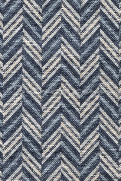 547GM452